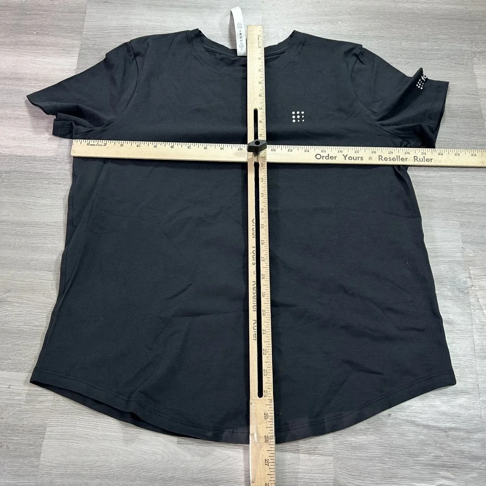 NEW Set of 2 Lululemon Shirt Womens 10 Large Black Crew Tee Ladies Stretch